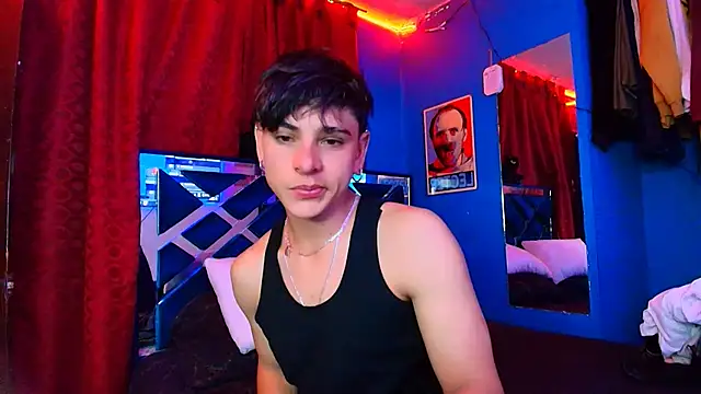 Show modela Luke_Howland na web-kameri