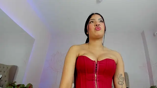 MadyLust Live XXX Chat