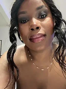 Elie-3 Live XXX-Chat