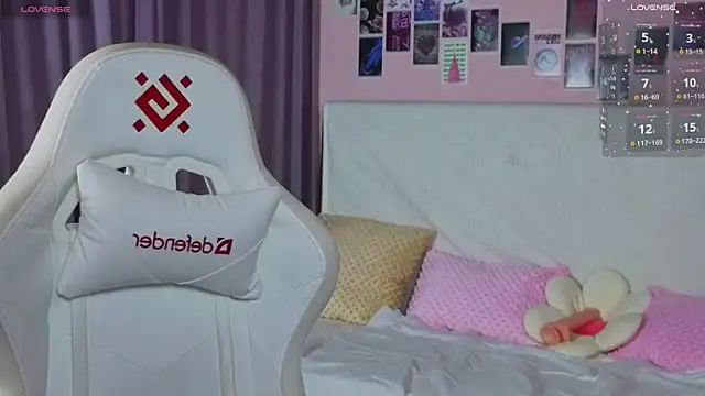 Chat +18 de kaleriyaa_ ao vivo