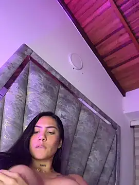 liahouses Live XXX-Chat