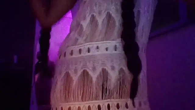 Chatroom XXX en direct de sarmidai