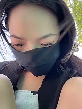 Chatroom XXX en direct de kara-tt