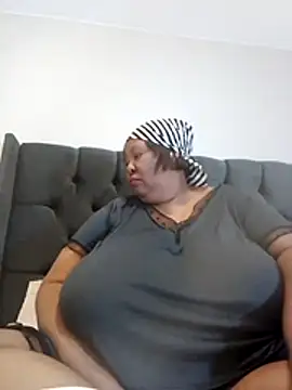 nancy111 Live XXX-Chat