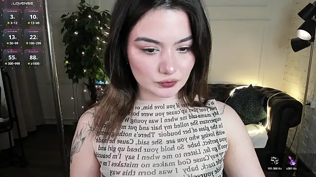 Czat XXX na żywo – Dark_Moni