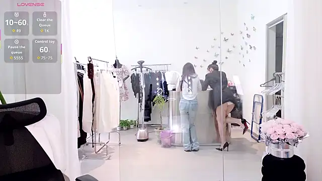 yangyang-777's Webcam Show