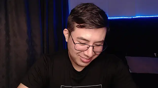 andrewmhilton_ 网络视讯表演