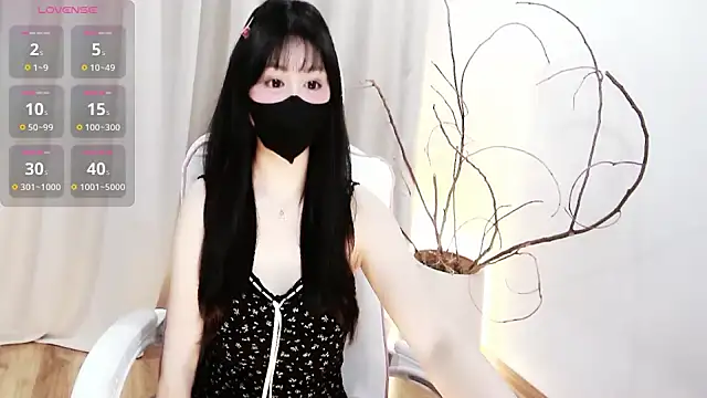 Sweet-Shuna's Live XXX Chat