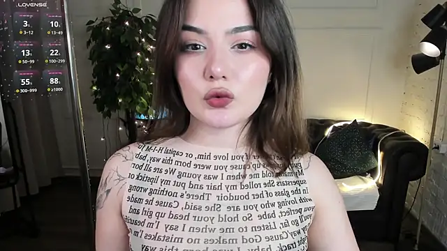 Dark_Moni's Live XXX Chat