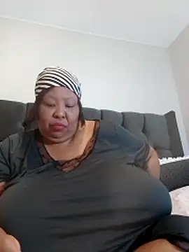 nancy111 – Naživo XXX chat