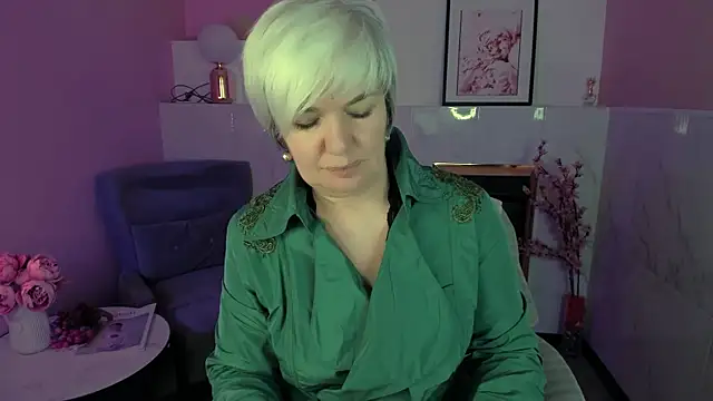 CarmenSoftのライブXXXチャット