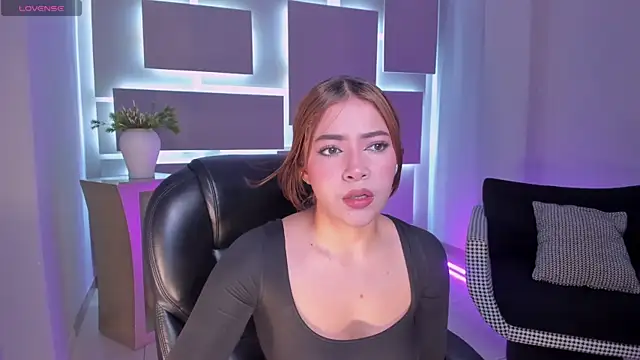 ArianaNova Live XXX-Chat