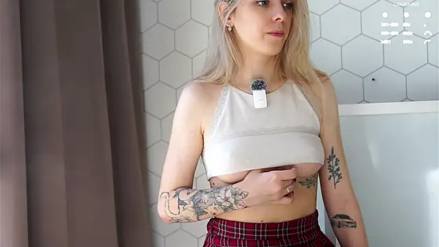 Czat XXX na żywo – LeeryWonder