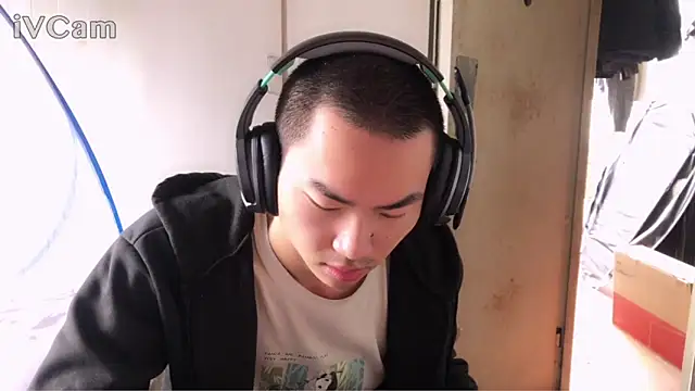 dyjdddttjのライブXXXチャット