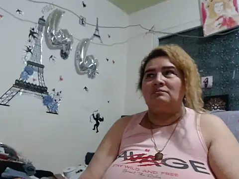 Perla1981-- – Naživo XXX chat