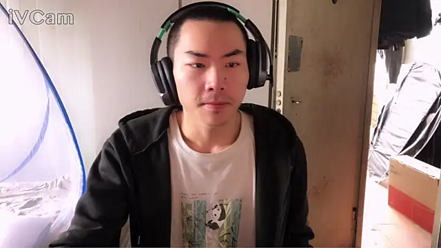 dyjdddttj 即時 XXX 聊天