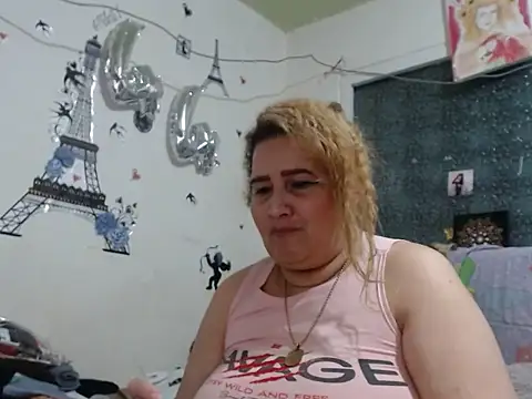 Perla1981-- 即時 XXX 聊天