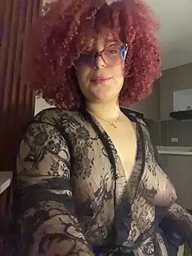 Leyah__ Adlı Modelin Canlı XXX Sohbeti