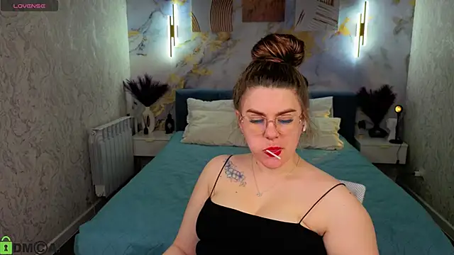 zoe_j0y live XXX chat