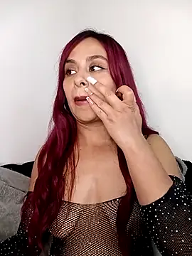 Онлайн чат XXX EmiilyFoxx090