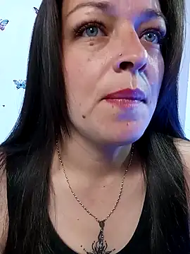 Isa_bluee live XXX chat