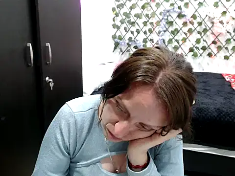 Онлайн чат XXX kittykalor09