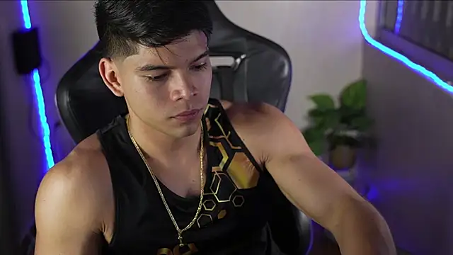 David_capizzi_: онлайн-секс-чат