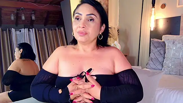 Madissononee Adlı Modelin Canlı XXX Sohbeti