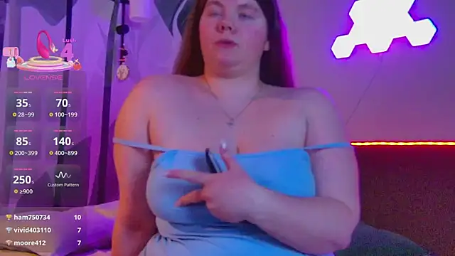 RubyValen's Live XXX Chat