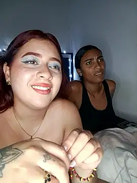 Chloe_Sky_love Adlı Modelin Canlı XXX Sohbeti