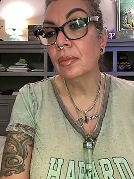 dieseldame1313 live XXX chat