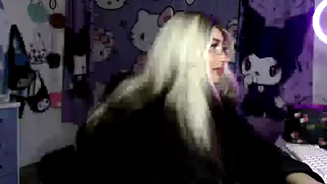 lussyevans24 Chat XXX in diretta