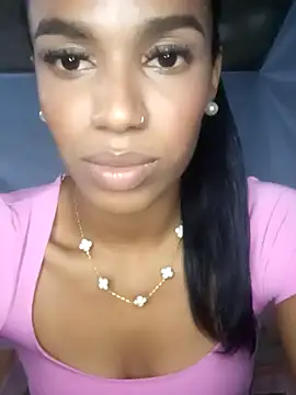 FlorSalvaje_'s Live XXX Chat