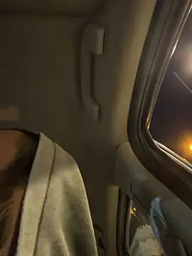 MetaDaddy: διαδικτυακό σόου στην κάμερα