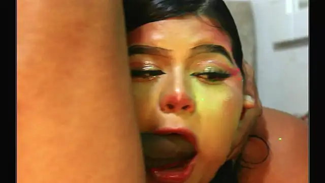 MOONHOT69_ webkamerás műsora