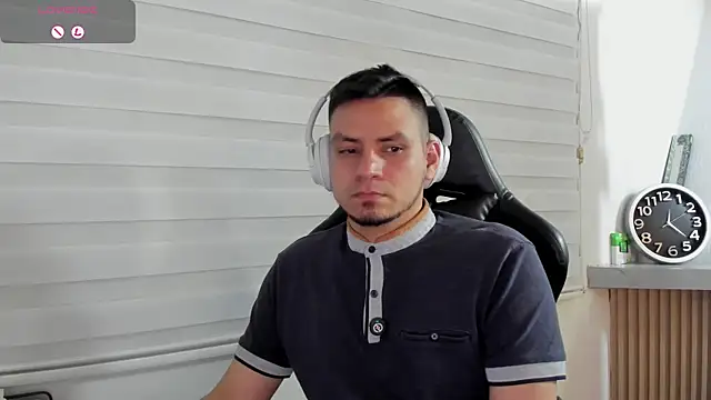 Rick_Adams: διαδικτυακό σόου στην κάμερα