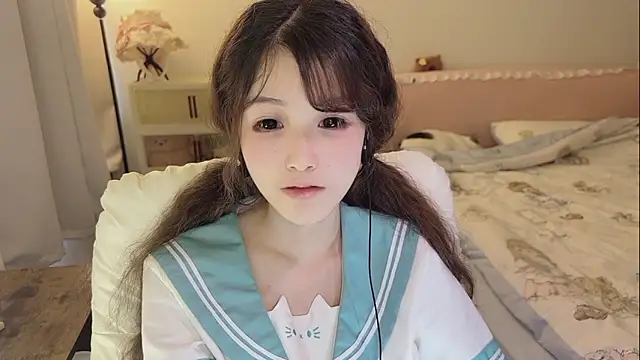 Chat +18 de FuFu-puff ao vivo