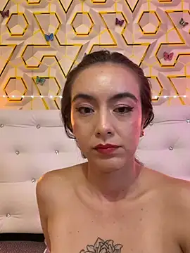 MelanyyJhonson15's Live XXX Chat