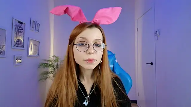 PinkAn8el: онлайн-секс-чат