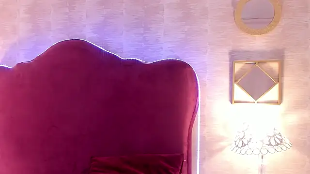 EllaEvanzz: онлайн-секс-чат