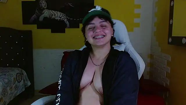 Chat +18 de isabeautyx19 ao vivo