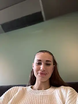 Charming_Ritta's Live XXX Chat