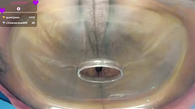 violetmontan: онлайн-секс-чат