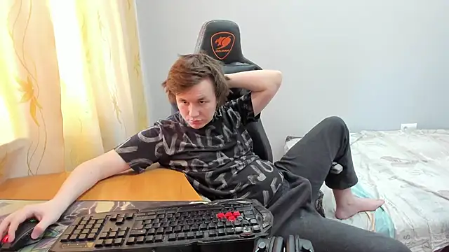 iliaskrislove's Webcam Show