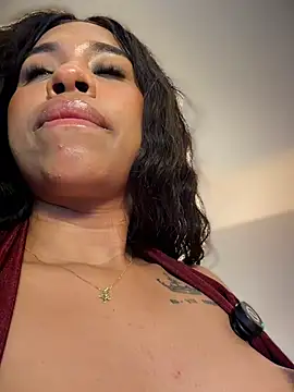 Chat XXX en directo de bella__honey