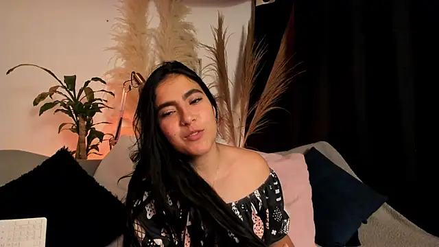 دردشة Serenity_Day الجنسية المباشرة