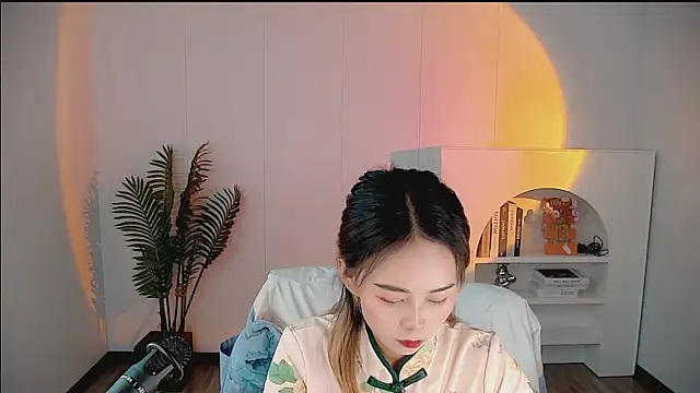 Chat XXX ao vivo de zhoulan-bb