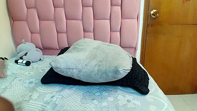 แชท XXX สดของ victoria_aphril