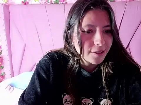 EmberCooper_'s Live XXX Chat