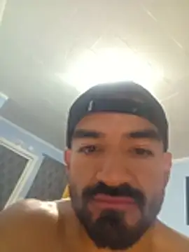 piggylatino: απευθείας συνομιλία ΧΧΧ